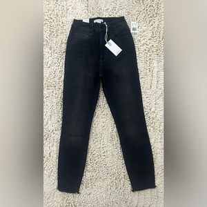 Good American Good Waist Crop Jeans Black Wash Distressed Hem Women's 00/24 NWT